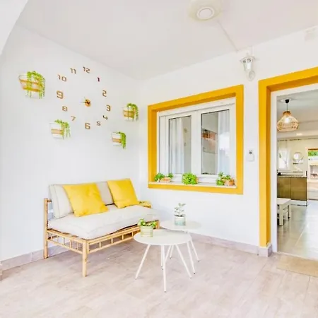 Casa Esther Denia